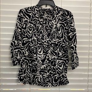Style &Co 1/2 button down black and white shirt with 3/4 sleeves size 8